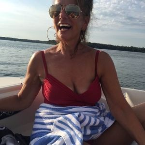 Meet your Posher, Cheryl